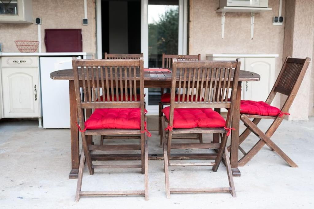 Appartement Le Jutini Caunes-Minervois Luaran gambar